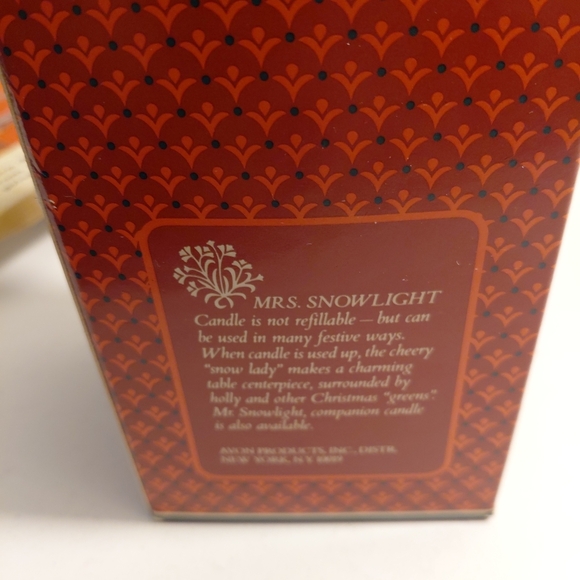 Avon Snowman Candle with Red Accents - Picture 6 of 6